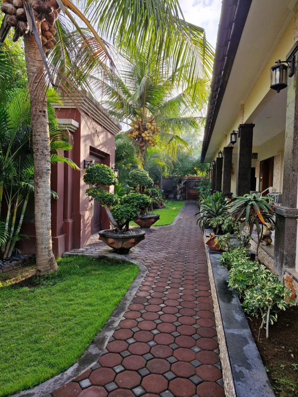 Sari Ayuning Nusa Guest House Lembongan Exterior foto